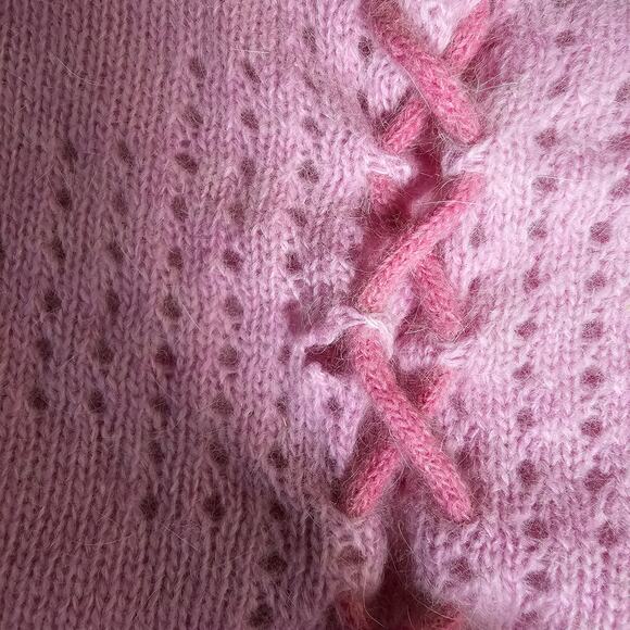 Vintage 70s Juniors Soft Angora Rabbit Fur Pink Crewneck Lightweight Sweater S - Picture 7 of 10